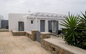Giannoulaki Resort